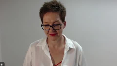 Sofie Velvet online show from March 2026 03:59:01 PM