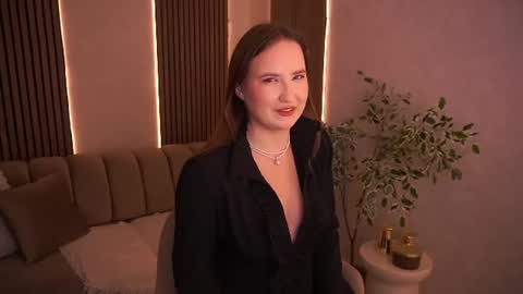 Sofie online show from July 2026 08:00:02 PM