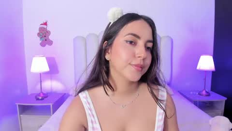 sofiebunnie online show from May 2026 11:34:04 PM