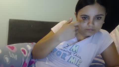 Snapshot of sofigarcia17 chatting on January 2025 02:15:02 AM sofi online show from January 2025 02:15:02 AM