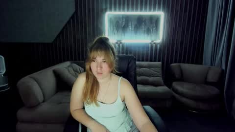 sofii_darling online show from October 2025 05:31:02 PM