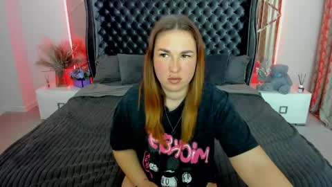 sofii_darling online show from May 2026 04:55:02 PM