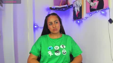 Snapshot of sofiia_rodriguez chatting on January 2025 05:00:02 PM sofiia rodriguez online show from January 2025 05:00:02 PM