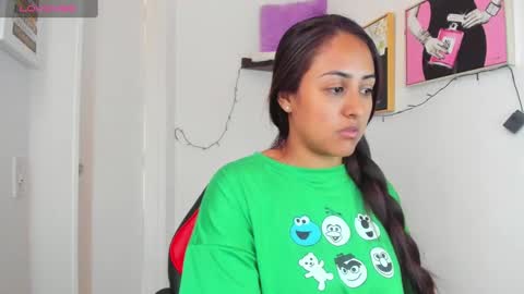 Snapshot of sofiia_rodriguez chatting on January 2025 04:32:02 PM sofiia rodriguez online show from January 2025 04:32:02 PM