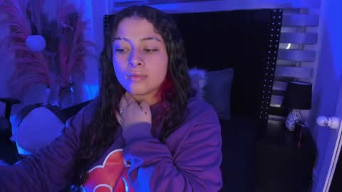 Sofia online show from January 2025 04:25:02 AM