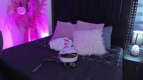 Sofia online show from March 2025 10:11:01 AM