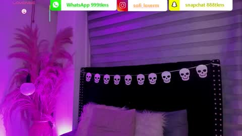 Sofia online show from October 2025 04:37:01 AM