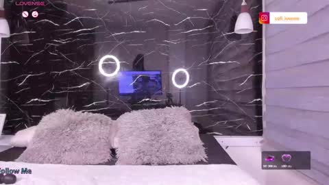 Sofia online show from May 2026 05:45:02 AM