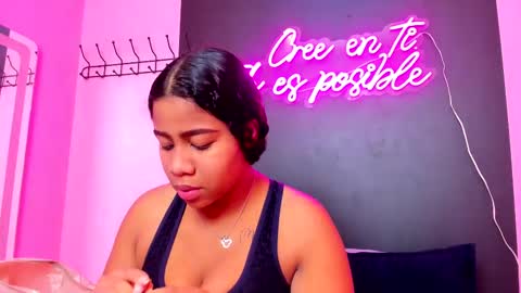 Snapshot of sofiifox chatting on March 2025 01:06:02 PM sofiifox online show from March 2025 01:06:02 PM