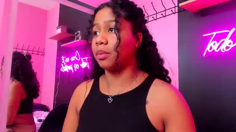 Snapshot of sofiifox chatting on March 2025 06:52:01 PM sofiifox online show from March 2025 06:52:01 PM