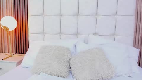 Sofi Malkova online show from March 2026 06:03:01 PM