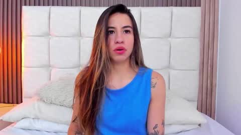 Sofi Malkova online show from March 2026 05:17:01 PM