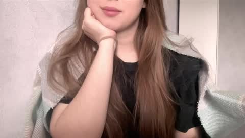Snapshot of sofinovvak chatting on May 2026 12:43:02 PM Sofi online show from May 2026 12:43:02 PM