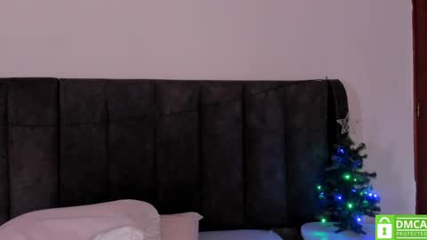 Sofia online show from December 2024 05:12:01 PM