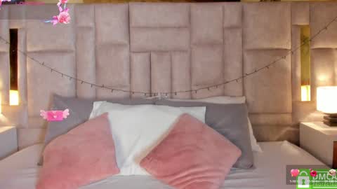 Sofia online show from January 2025 08:16:02 PM