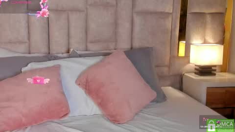 Sofia online show from February 2025 10:09:01 PM