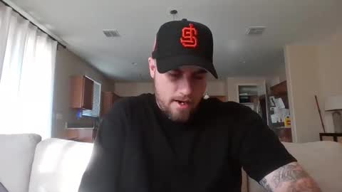 Snapshot of soft0ne chatting on February 2026 03:23:01 PM soft0ne online show from February 2026 03:23:01 PM