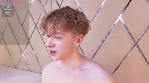 Snapshot of softcrave chatting on February 2026 08:42:02 PM PAUL online show from February 2026 08:42:02 PM