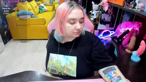 Sofie online show from May 2026 03:37:02 AM