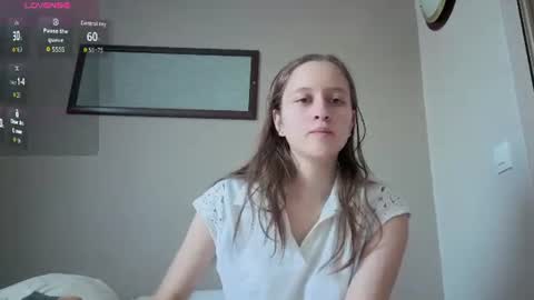 Sophie online show from July 2026 07:00:02 AM
