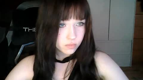 Snapshot of softieva chatting on May 2026 06:09:01 PM Eva online show from May 2026 06:09:01 PM