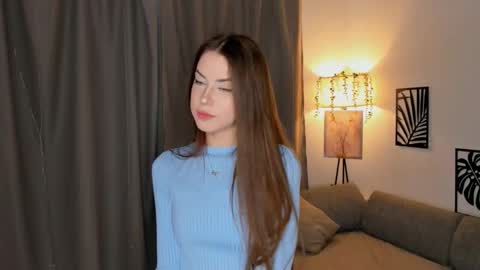 sofia online show from October 2025 01:12:02 PM