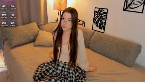 sofia online show from October 2025 01:01:01 PM