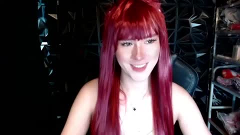 Snapshot of softspot2 chatting on July 2026 09:17:02 PM Queen Ivory online show from July 2026 09:17:02 PM