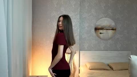 Kelly online show from September 2025 03:24:02 PM