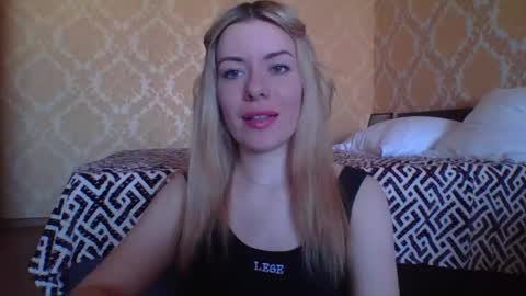 softy_aura online show from May 2026 09:39:02 AM