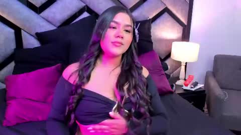 sofy__lee online show from July 2026 08:55:01 PM