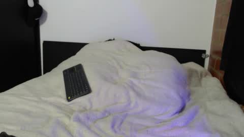 Snapshot of sofy_dep chatting on November 2025 12:09:02 AM Sofy online show from November 2025 12:09:02 AM