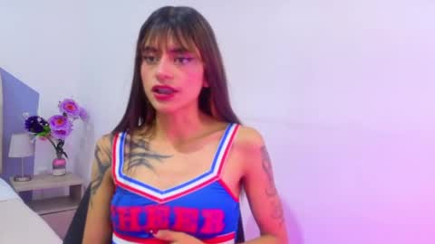 sofy_durand online show from April 2026 11:55:02 AM