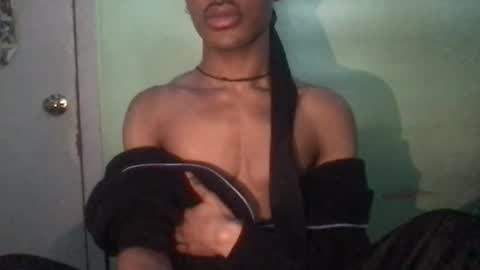 Snapshot of solaceeve chatting on February 2025 08:31:01 PM SolaceEve online show from February 2025 08:31:01 PM