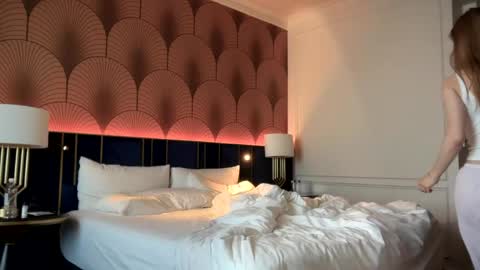 Bella online show from April 2026 08:41:01 AM