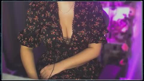 Snapshot of solisgaby chatting on November 2025 01:55:01 PM Gaby Solis online show from November 2025 01:55:01 PM