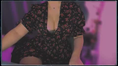 Snapshot of solisgaby chatting on December 2025 01:49:01 PM Gaby Solis online show from December 2025 01:49:01 PM