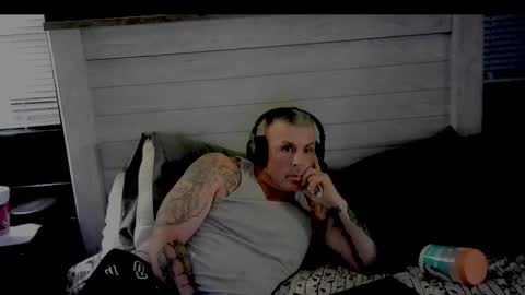 Snapshot of solodolo2020 chatting on November 2025 04:11:01 AM I love watching beautiful women play with themselves online show from November 2025 04:11:01 AM