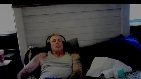 Snapshot of solodolo2020 chatting on November 2025 04:17:01 PM I love watching beautiful women play with themselves online show from November 2025 04:17:01 PM