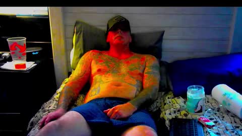 Snapshot of solodolo2020 chatting on December 2025 03:43:01 PM I love watching beautiful women play with themselves online show from December 2025 03:43:01 PM