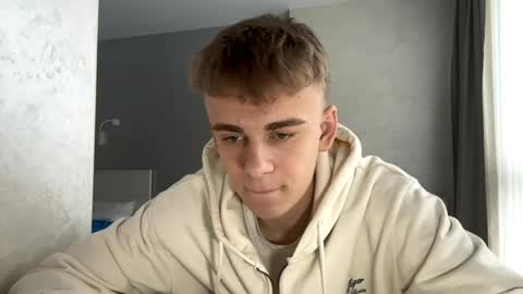 Snapshot of solofury chatting on April 2026 08:37:02 AM Jett online show from April 2026 08:37:02 AM