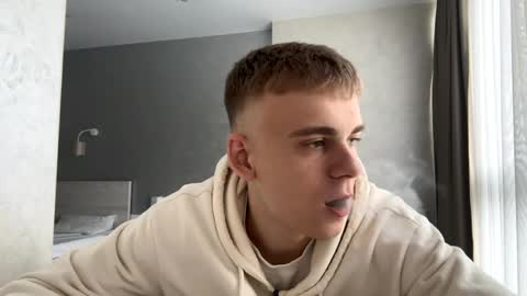 Snapshot of solofury chatting on April 2026 10:37:01 AM Jett online show from April 2026 10:37:01 AM