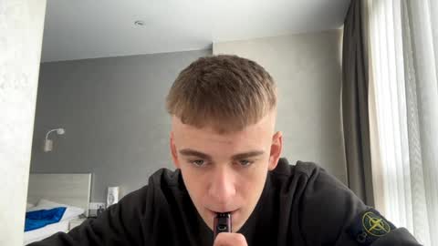 Snapshot of solofury chatting on April 2026 09:03:02 AM Jett online show from April 2026 09:03:02 AM