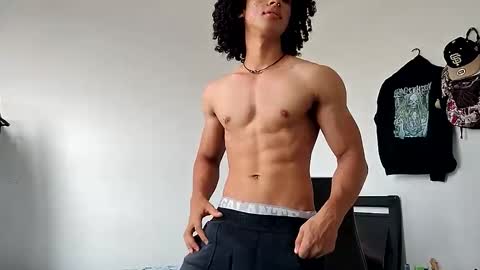 Hi Im Weller Check my Bio  online show from March 2026 09:09:02 PM