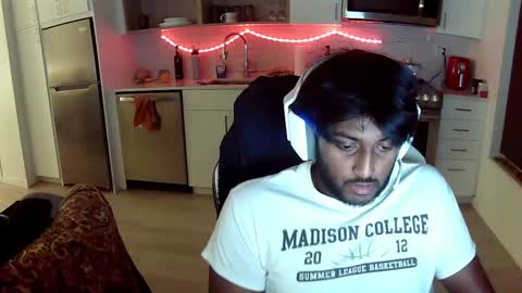 solo online show from January 2025 11:56:01 PM