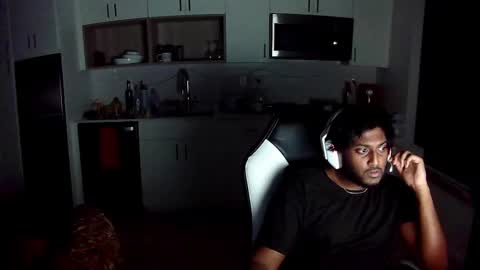 solo online show from January 2025 01:26:02 AM