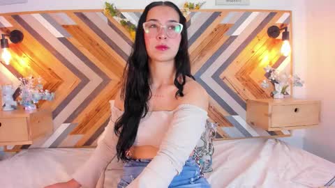 Snapshot of solscarleet chatting on September 2025 12:26:01 PM Sol online show from September 2025 12:26:01 PM