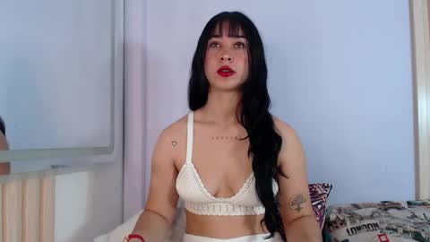 Snapshot of solscarleet chatting on September 2025 11:54:02 AM Sol online show from September 2025 11:54:02 AM