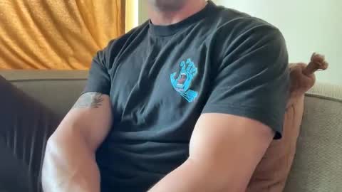 Some guy00 online show from January 2026 06:13:02 PM