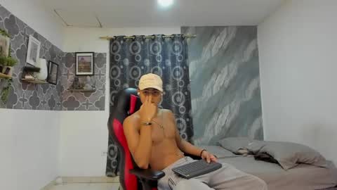 son_hades online show from May 2026 04:34:02 PM